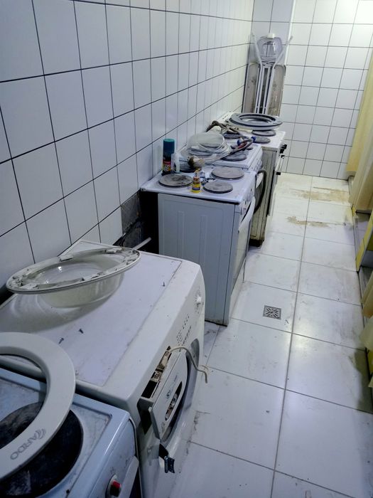 Электроплиты 15000 за единицу