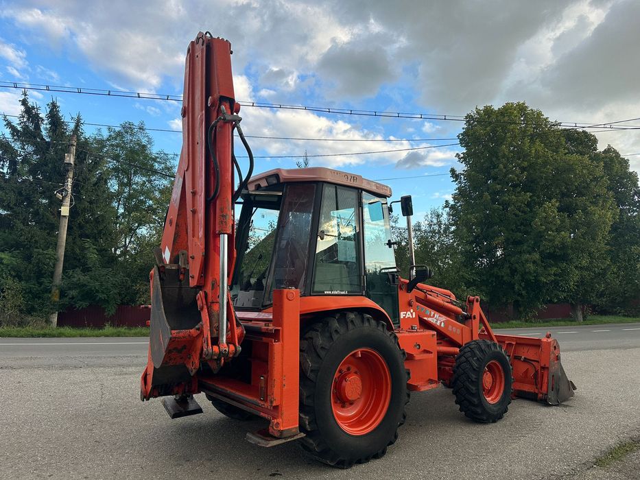 Buldoexcavator FAI Komatsu