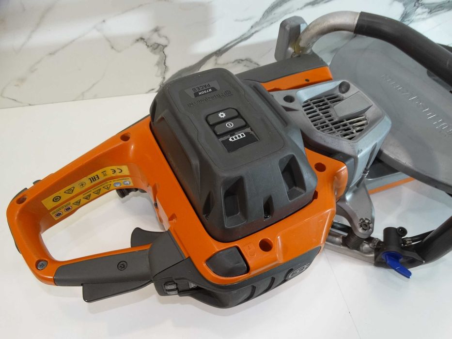 Husqvarna K1 PACE + 8.0 Ah - Дискова резачка / фугорез