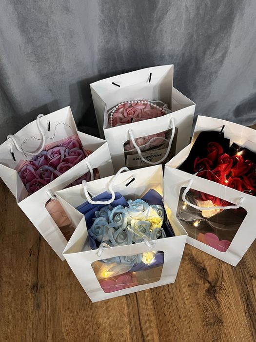 Наборы  из мыльных роз