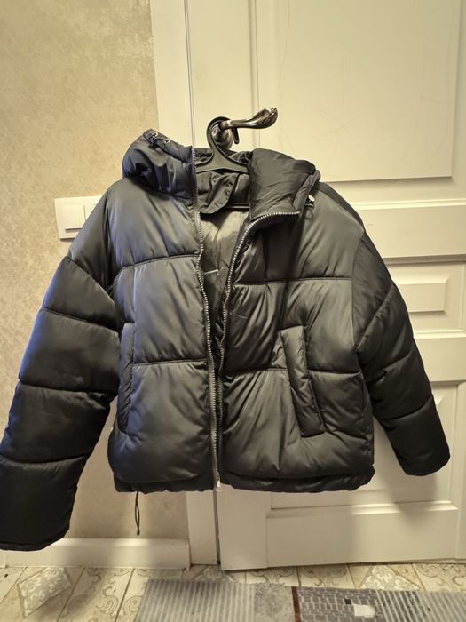 Продам зимнюю куртку