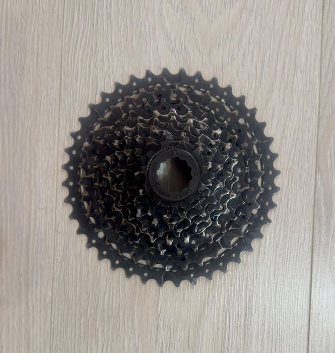 Piese transmisie 9 viteze: Set SRAM X5 și Set Shimano Alivio