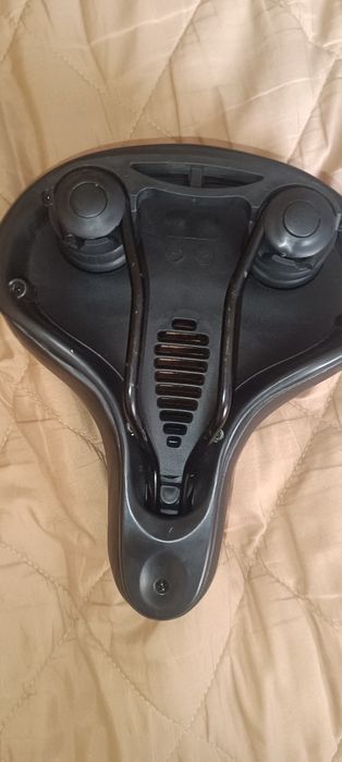 Седалки 2 броя ..