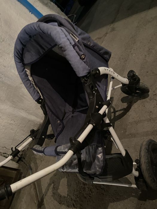 Продам детскую коляску