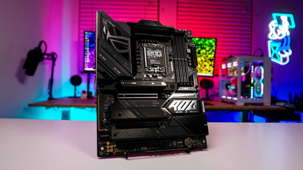ASUS ROG STRIX Топовая материнская плата