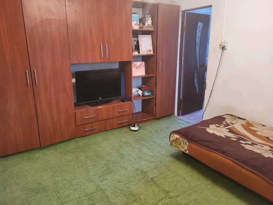 Продам мансардный дом на Малышке