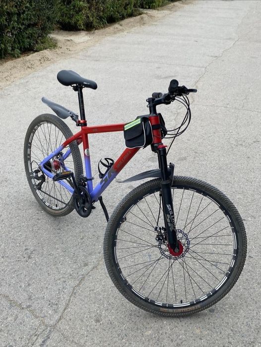 Велосипед сатылады продаётся