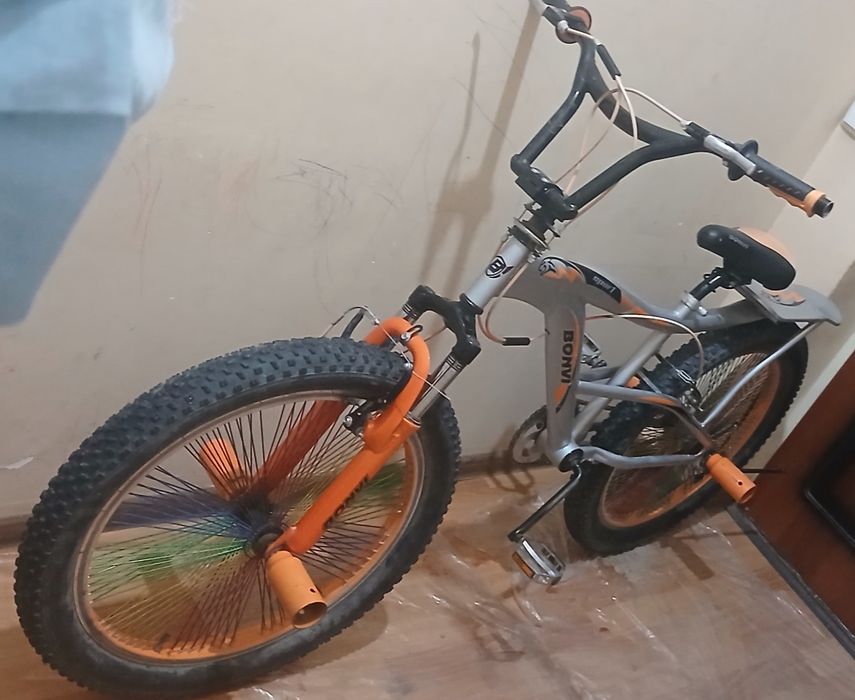 Велосипед сотлади