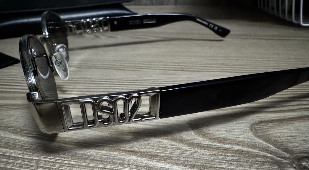 Солнцезащитные очки DSQUARED2 оригинал
