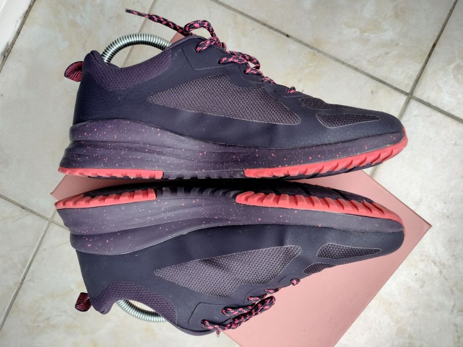 Adidași Skechers Nr 38