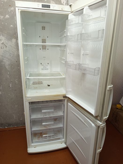 Холодильник LG ПРОДАМ