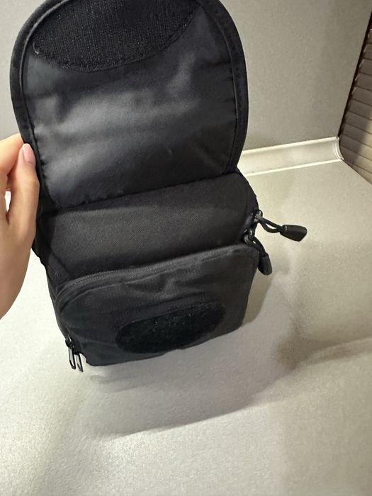 фотоапарат Canon EOS 550D с оригинална кутия кабели зарядно !