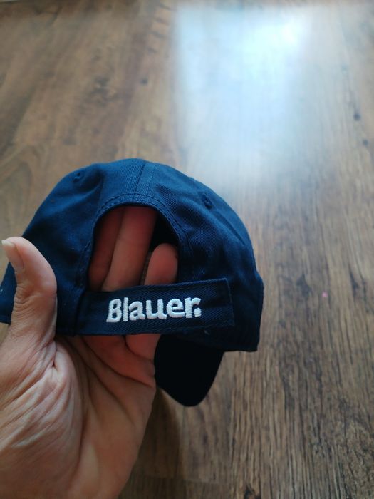 blauer usa - страхотна шапка КАТО НОВА