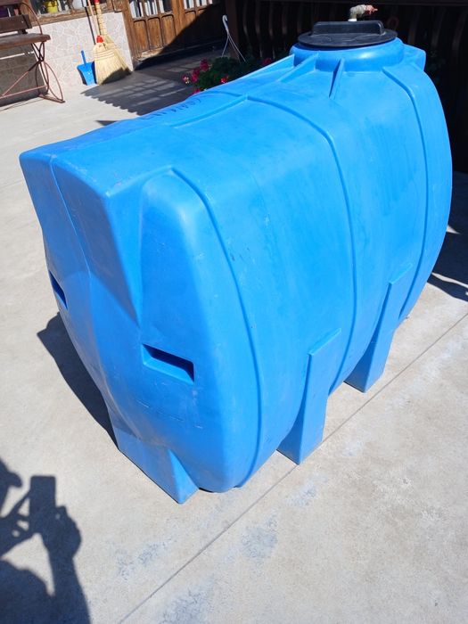 Butoi 500l din plastic almentar