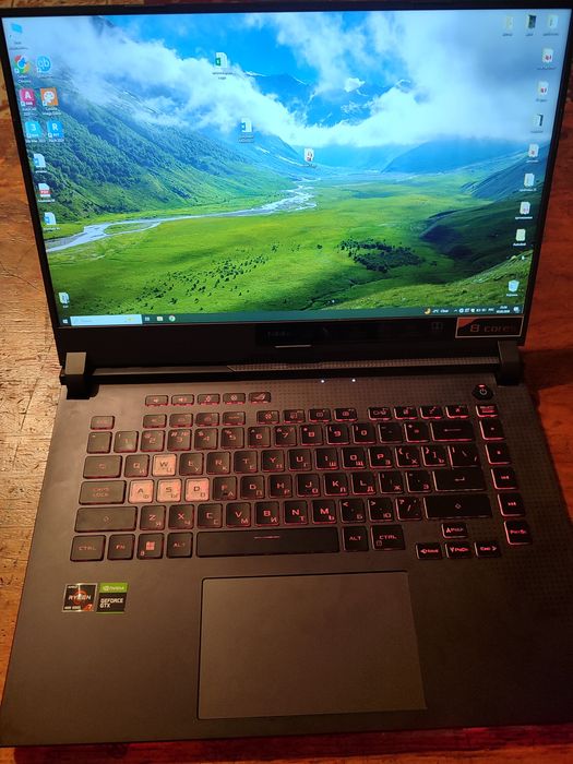 Ноутбук: ASUS ROG Strix G17