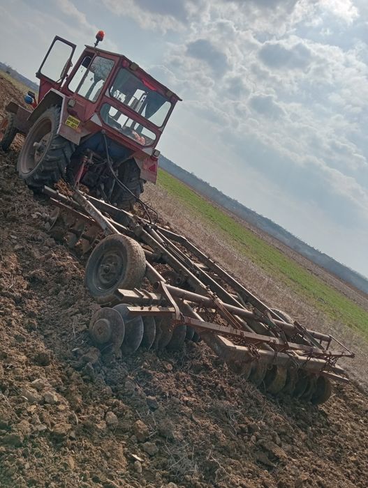 Vând disc 3, 4 pe rulmenți fara suduri sau rupturi,Nr de tel 074792388