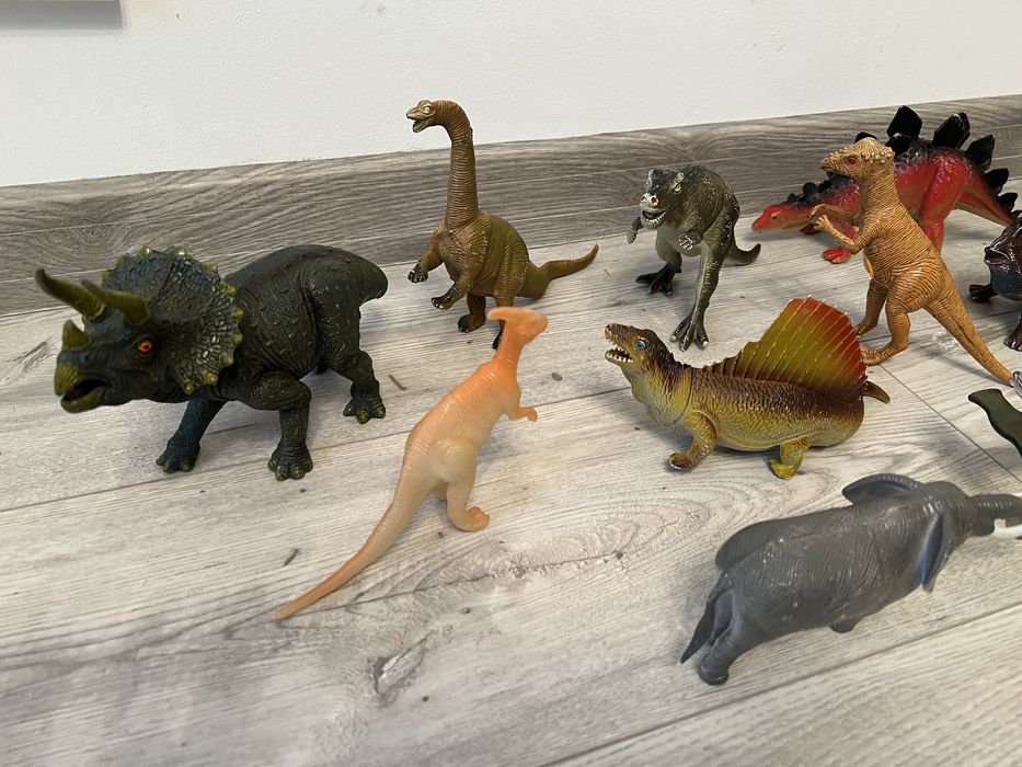 Colectie 13 dinozauri