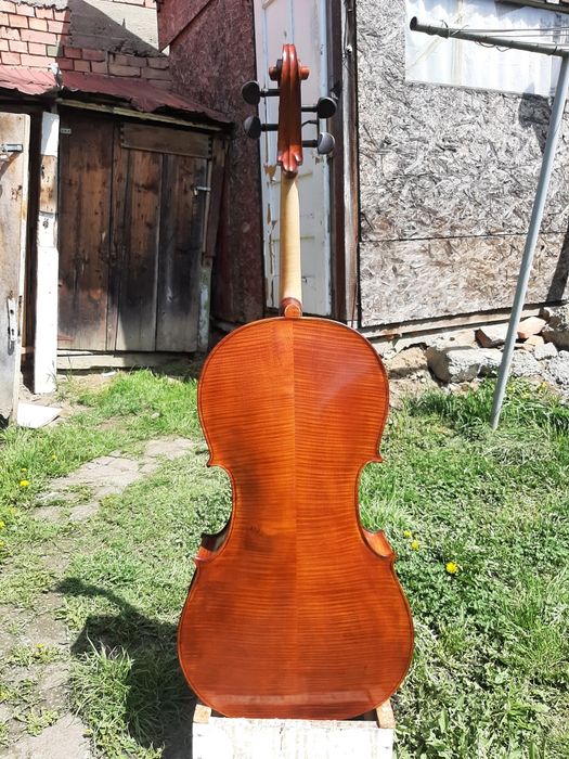 Violoncel 4/4 de vânzare