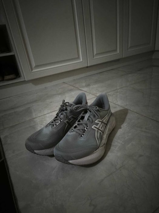 Asics novablast 5 ATC беговые кроссовки