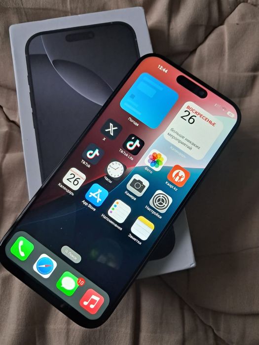 Айфон 16 про макс