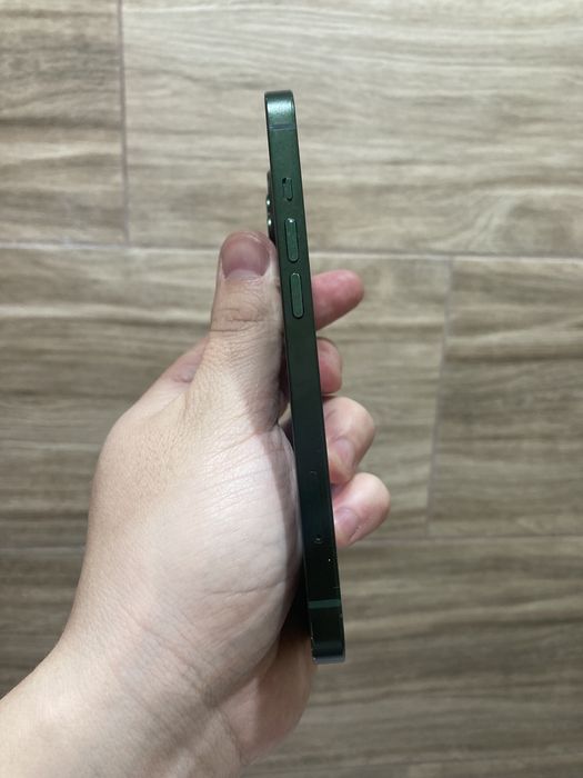 iPhone 13/128гб не вскрытый