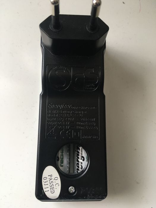 Incarcator baterii AA si AAA Energizer