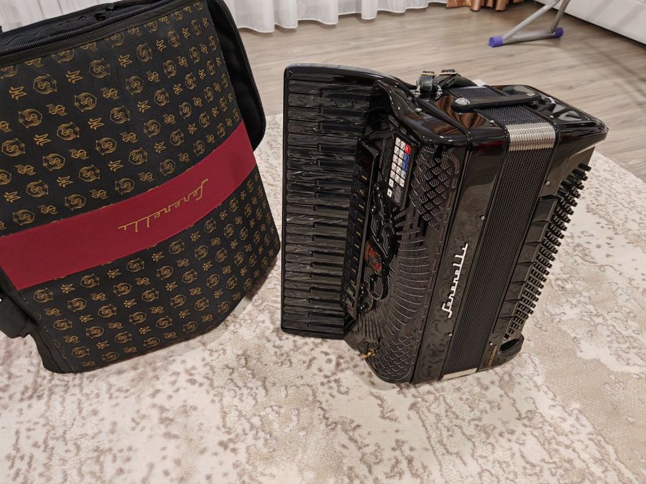 Acordeon digital cu midi și wireless Serenelli