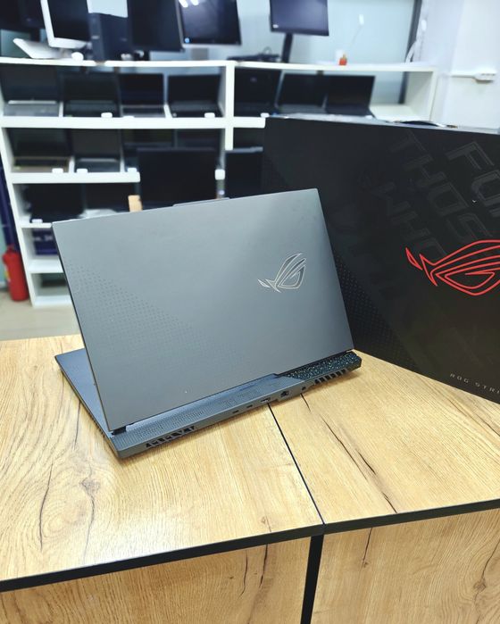 Asus ROG Strix G17 | Ryzen 9 7945HX | RTX 4050 | Ноутбук Игровой 240гц