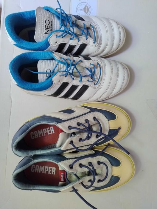 Обувки номер 30, стелка 18 см - два броя за 30 лв