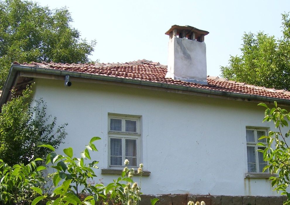 Продавам Къща в село Караш