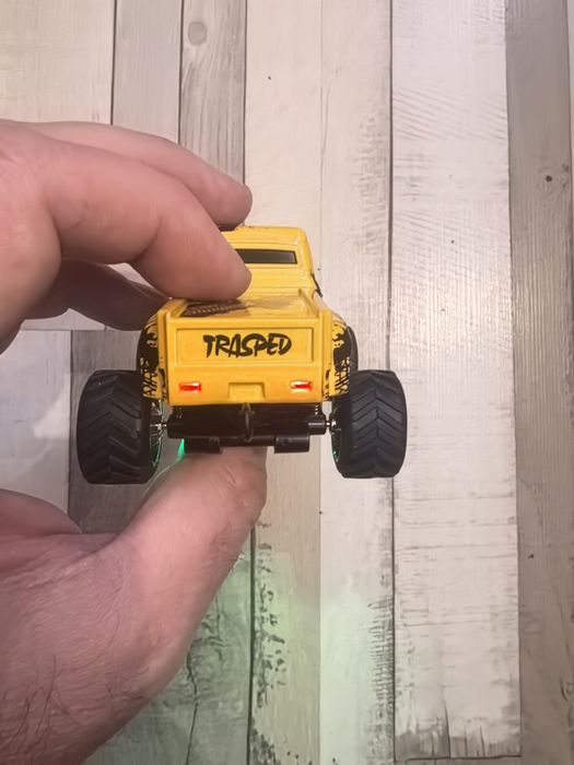 Играчка пикап с ремарке