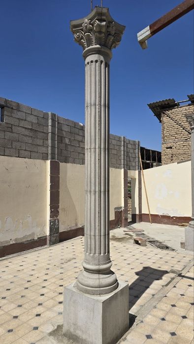 Arenda Rim kallona va ustunla