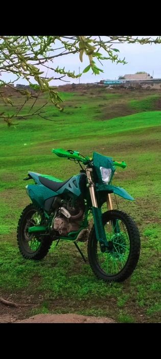 Продам эндуро 250