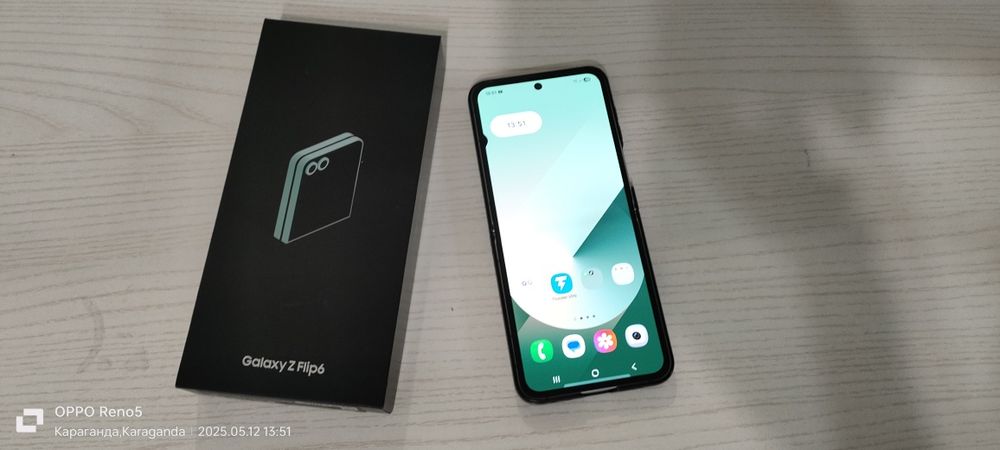 Продам Samsung galaxy Z Flip 6 512Gb