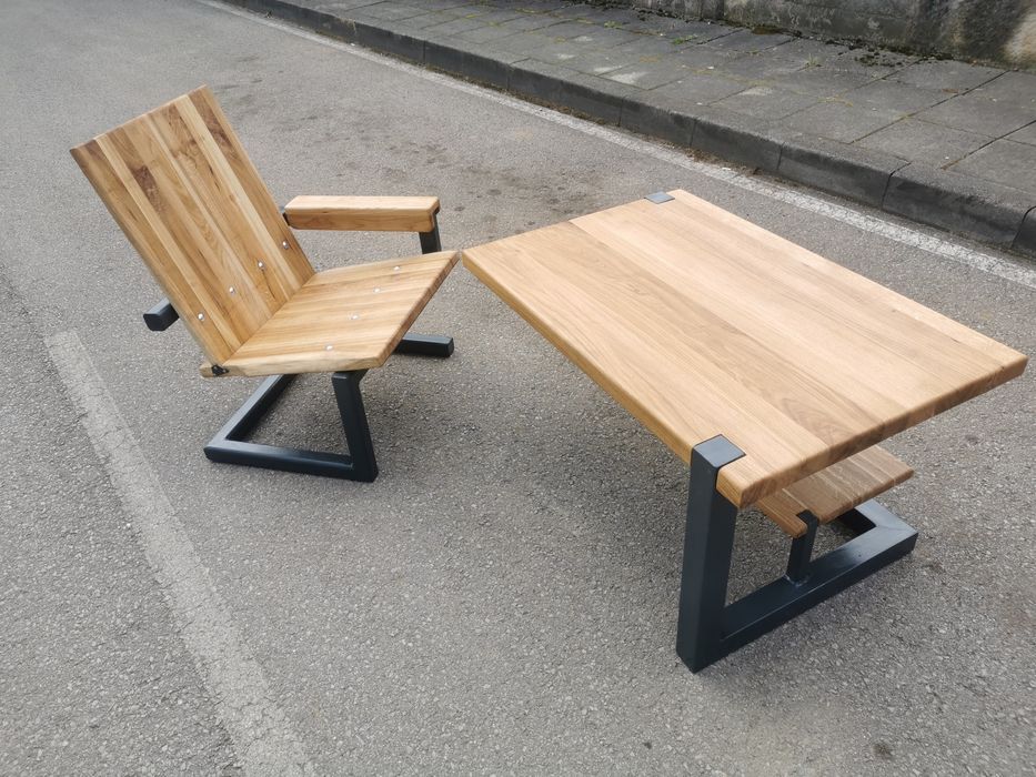 Холна маса и стол...