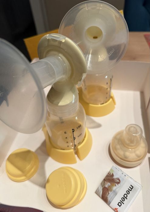 Ел.помпа за кърмене Медела