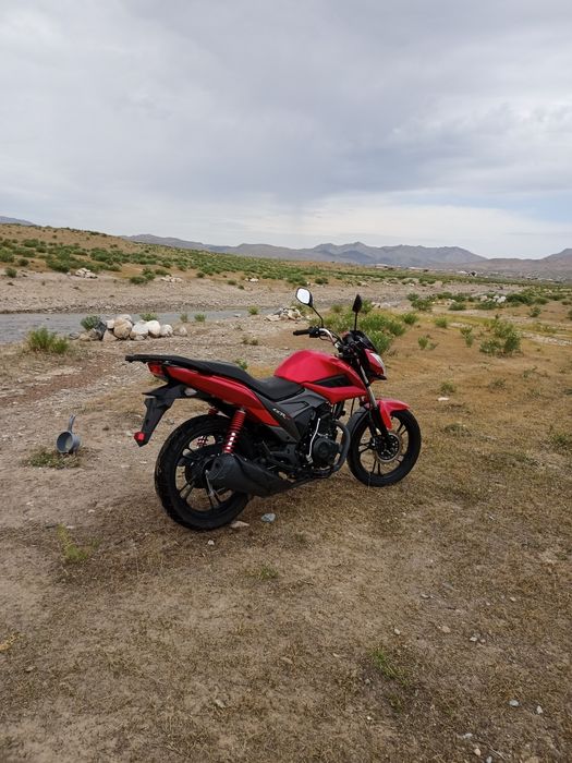 Lifan sotiladi radnoy xolati ideal 1400$