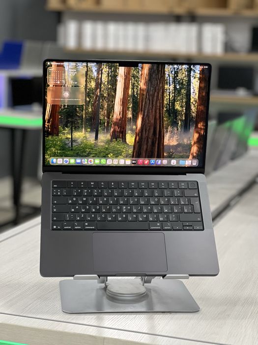 Apple MacBook Pro 14 | 24Gb | 1024Gb | M5