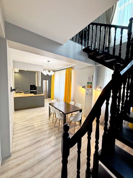 Квартира с современным ремонтом в таунхаусе