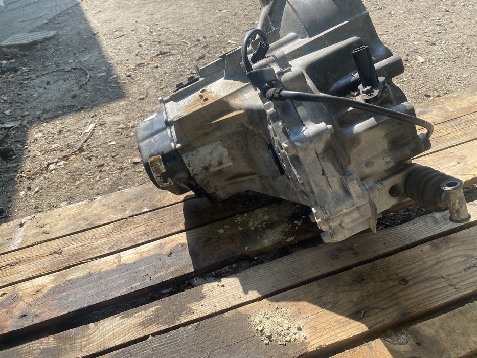 Скоростна кутия за мазда примаси 2.0 дизел