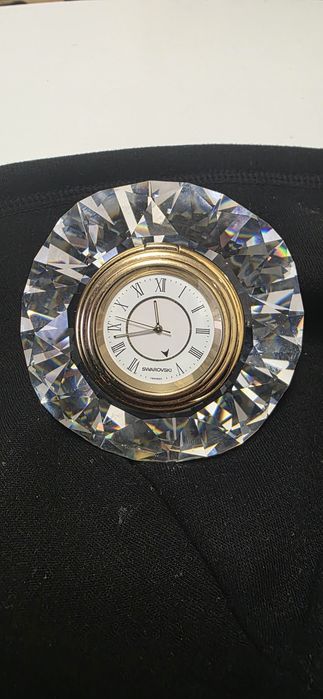 Ceas de masă swarovski forma diamant sticla slefuita superba
