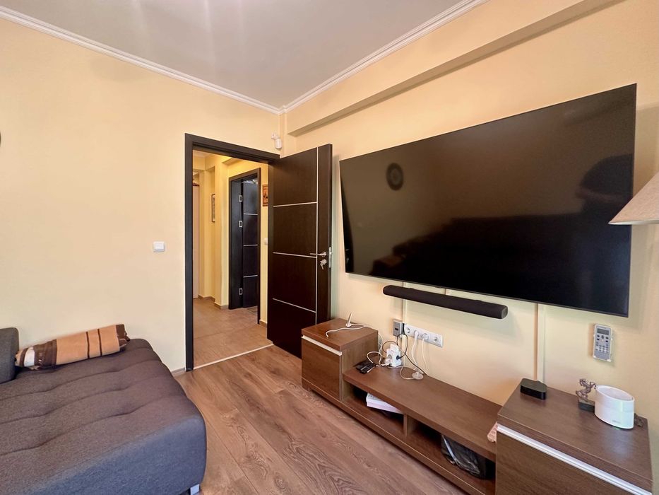 Продава се Къща в с. Кошарица, Област Бургас - 239 кв.м за 2406 €/кв.м - Снимка #13