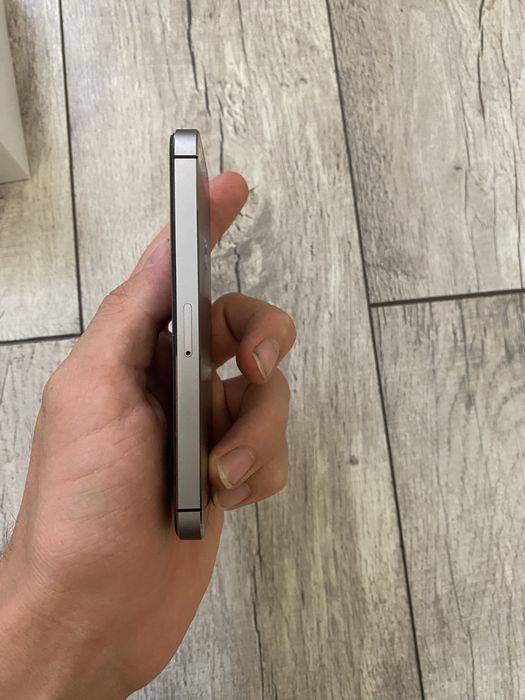 Продам iphone 5s в идеале