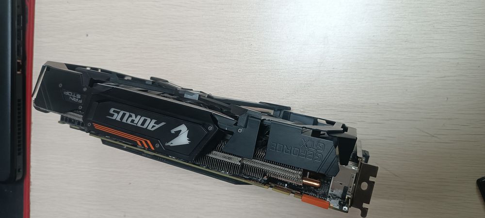 Видеокарта gtx 1080ti gigabyte aurus