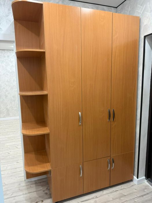 Продам шкаф.  150, 225, 50