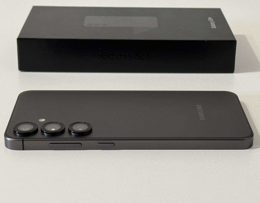 Бартер! Перфектен! Samsung Galaxy S24+ Plus 512/12GB Onyx Black