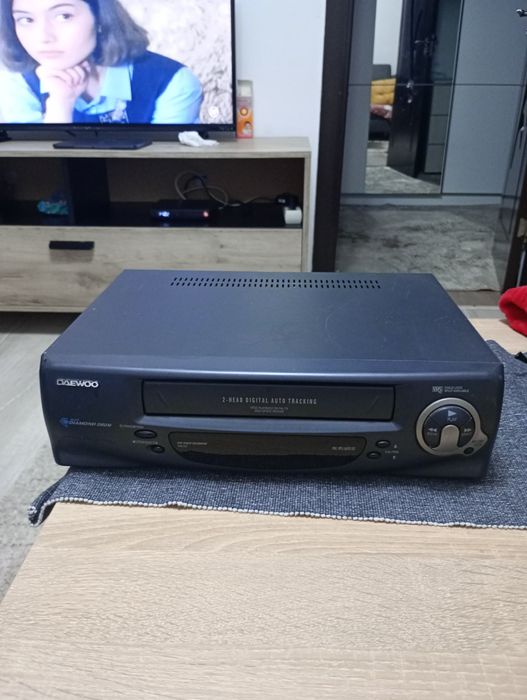 Video recorder Daewoo VQ252