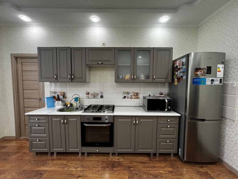 Продам кухонный гарнитур