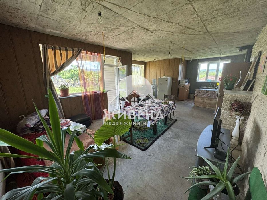 Продава се Къща в с. Гроздьово, Област Варна - 200 кв.м за 396 €/кв.м - Снимка #12