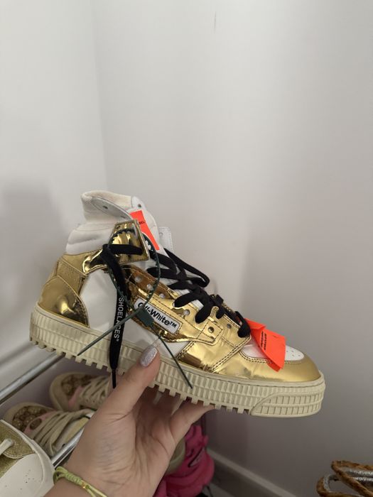 Off-White 3.0 Court Gold